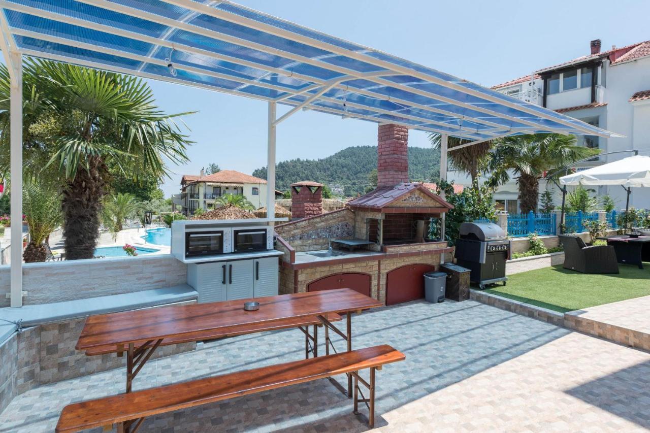 Stratos Deluxe Apartments Skala Potamia  Exterior photo