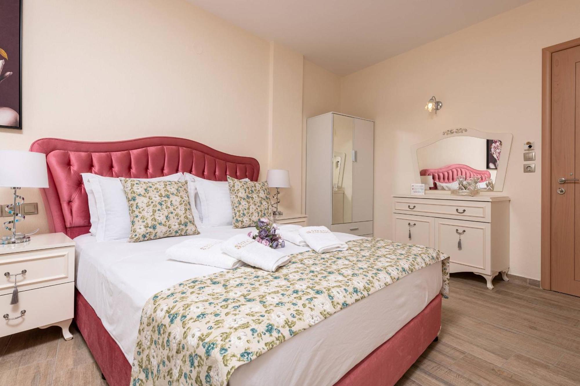 Stratos Deluxe Apartments Skala Potamia  Room photo